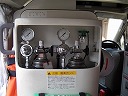 酸素ボンベ