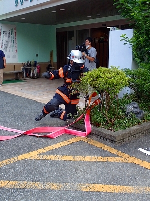 消防用設備（スプリンクラー用送水口）の使用