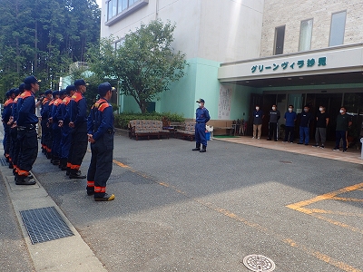 訓練終了報告