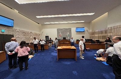 議場での講習状況